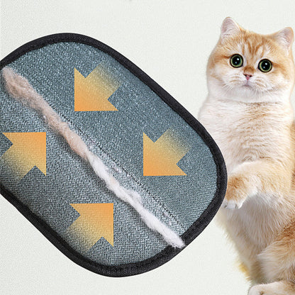 Strip of pet hair gathered on the grey brushed-fabric side of the mitt